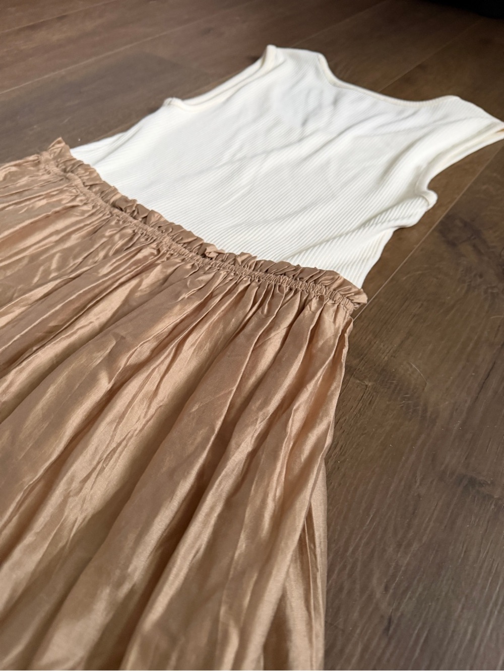 NWT J. Crew Gathered Waist Mixy Dress - Size Medium - Picture 4 of 9